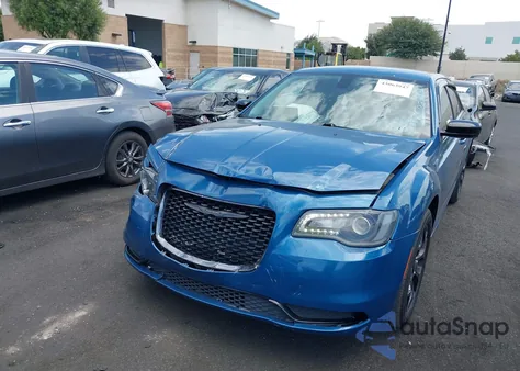 2020 Chrysler 300 Touring Awd из США, поврежденный, VIN 2C3CCARG6LH158986